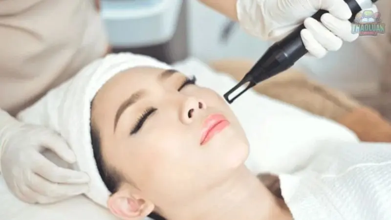 Bước 6: Sử dụng kem chống nắng 8 Bước 6: Sử dụng kem chống nắng 8