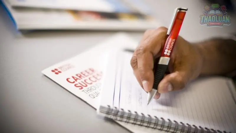 Sách luyện thi IELTS  4