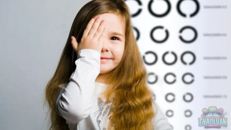 Cách tự kiểm tra loạn thị tại nhà