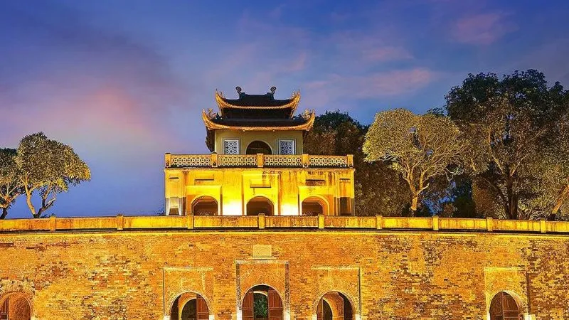 Những điều cần biết khi tham quan Hoàng Thành Thăng Long 5 Những điều cần biết khi tham quan Hoàng Thành Thăng Long 5