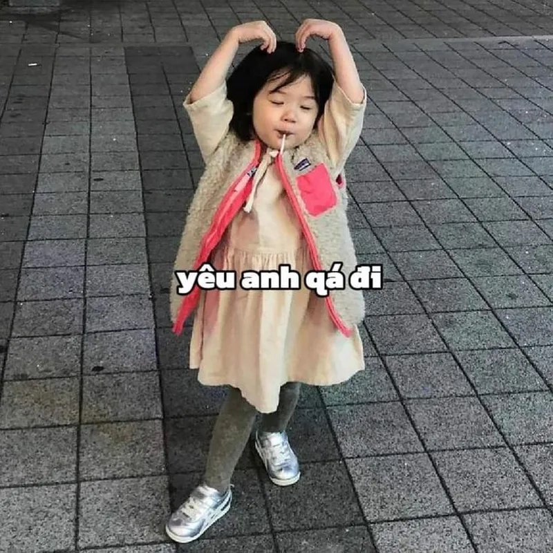 Meme tình yêu vũ trụ tạo nên những câu chuyện thú vị