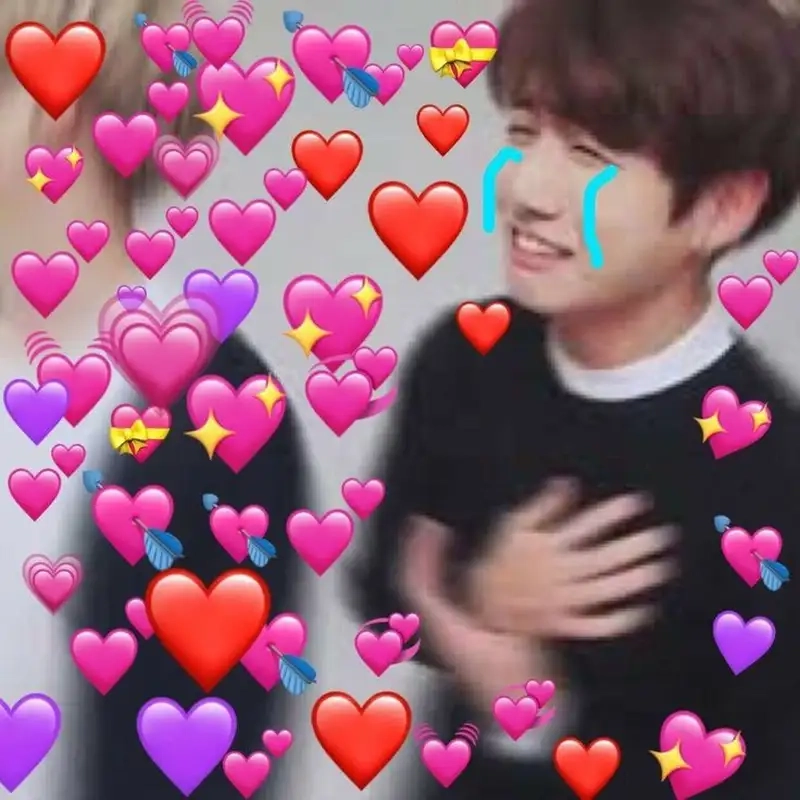 Hình trái tim meme tạo nên sự vui vẻ và hài hước