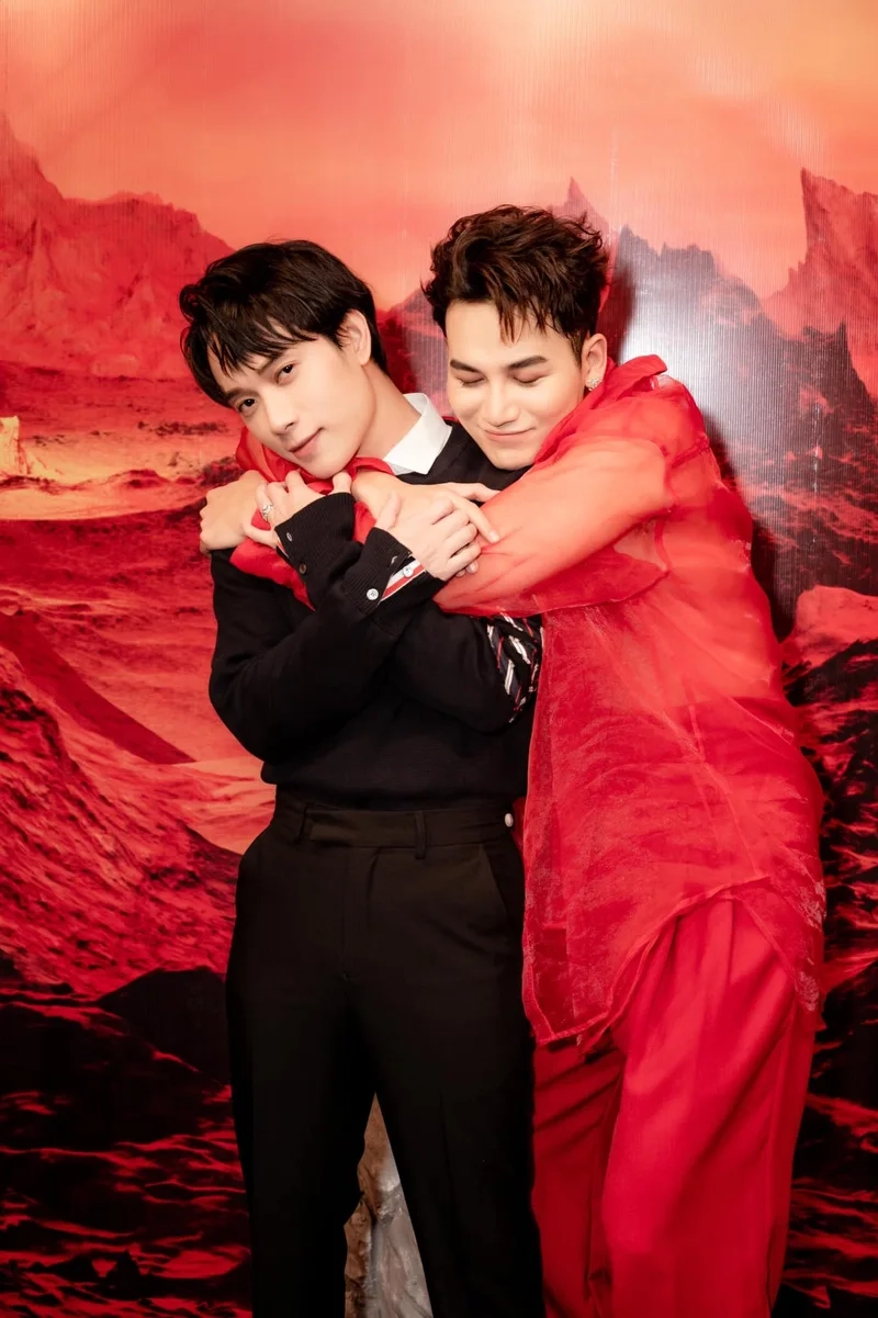 Trúc nhân ali hoàng dương là cặp đôi được yêu thích trong làng giải trí