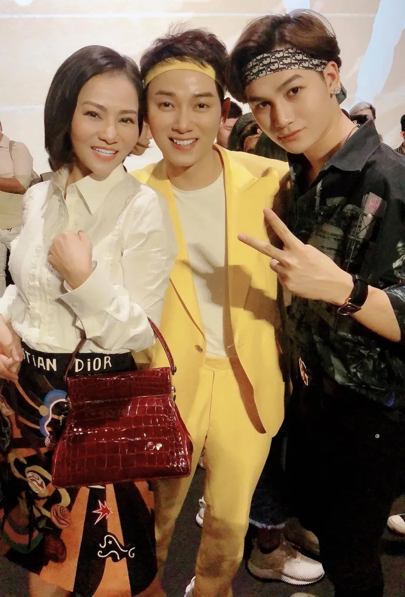 Xinh lung linh ali hoàng dương là phong cách thể hiện sự tự tin