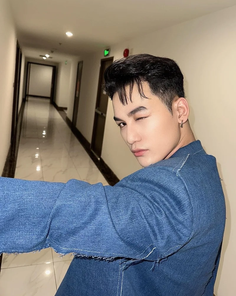 Ali hoàng dương the voice sinh năm bao nhiêu là câu hỏi thú vị cho fan