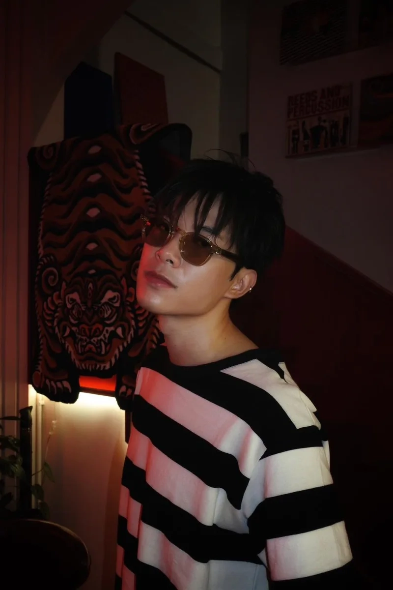 Ca sĩ anh tú atus mang lại sự thu hút và cá tính