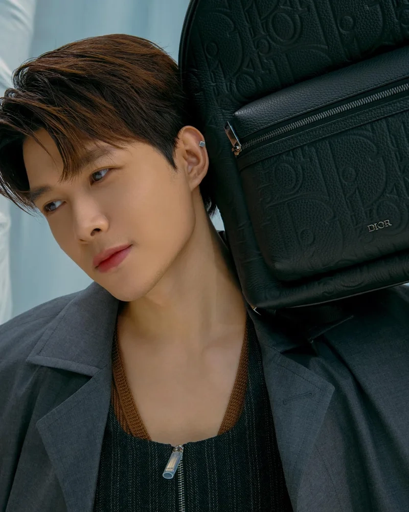 Anh tú atus chiều cao giúp bạn hình dung về chiều cao của anh