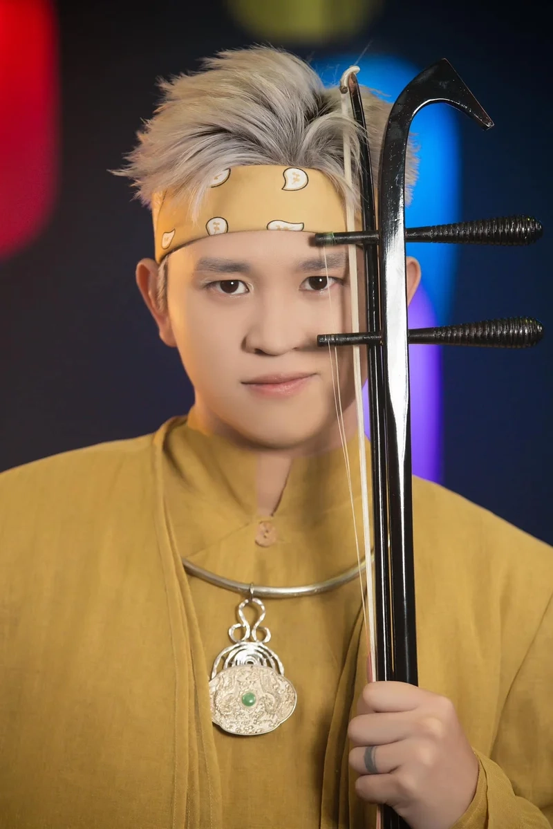 Bray list sẽ giúp bạn tìm hiểu thêm về các bài hát của anh