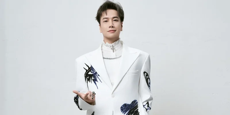 Lou hoang bắt cóc con tim lyrics là bài hát đầy cảm xúc