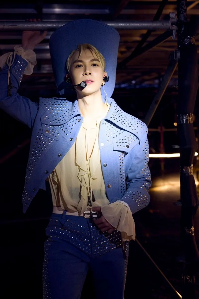 Anh tú atus quê tạo sự tò mò cho người hâm mộ