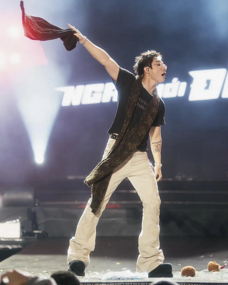 Tiểu sử sơn tùng mtp giúp bạn khám phá thêm về cuộc đời của anh