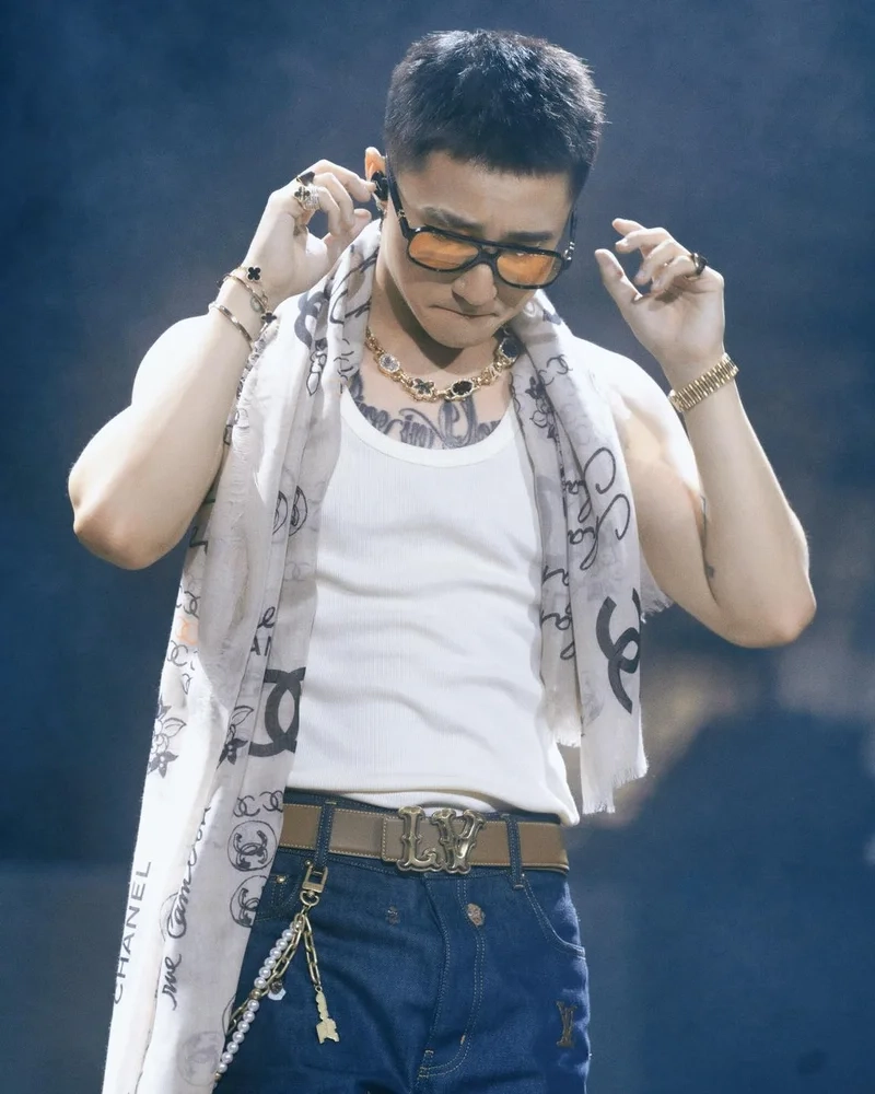 Tên thật của sơn tùng mtp giúp bạn khám phá thêm về cuộc đời của anh