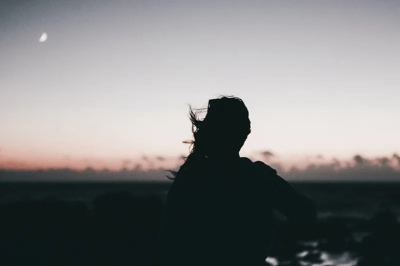 Chọn avatar cho người cô đơn để thể hiện sự trống trải