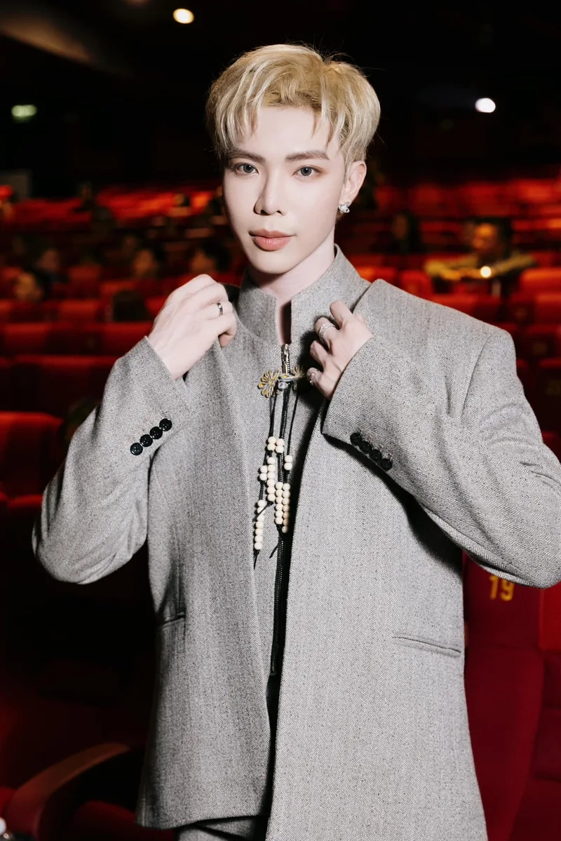 Ca sĩ erik tên thật là gì là câu hỏi được nhiều người tìm kiếm