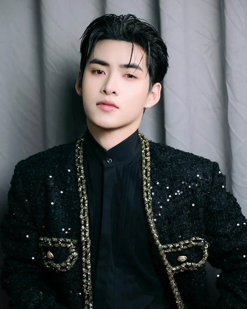 Gemini hùng huỳnh tiểu sử giúp bạn khám phá thêm về cuộc đời của anh