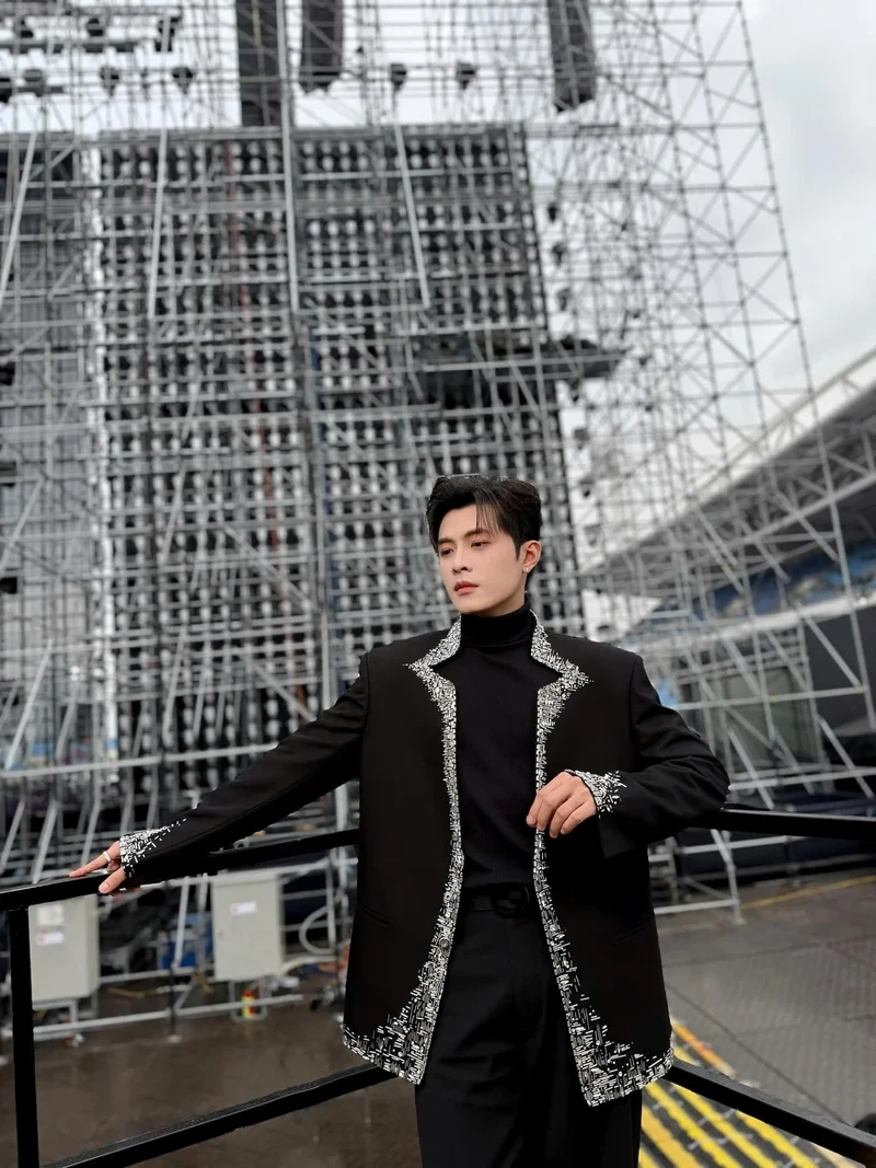 Body gin tuấn kiệt là phong cách thể hiện sự tự tin của anh