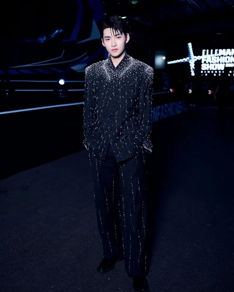 Hùng huỳnh gemini cao bao nhiêu giúp bạn hình dung về chiều cao của anh