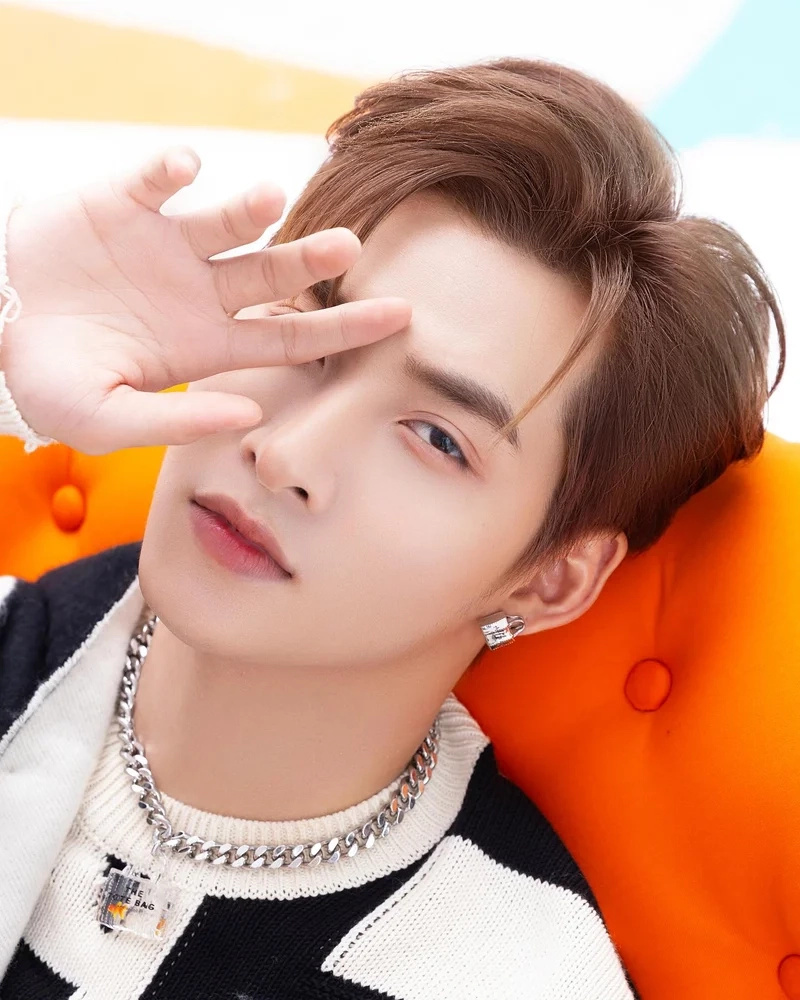 Hùng huỳnh trong anh trai say hi tạo không khí vui vẻ