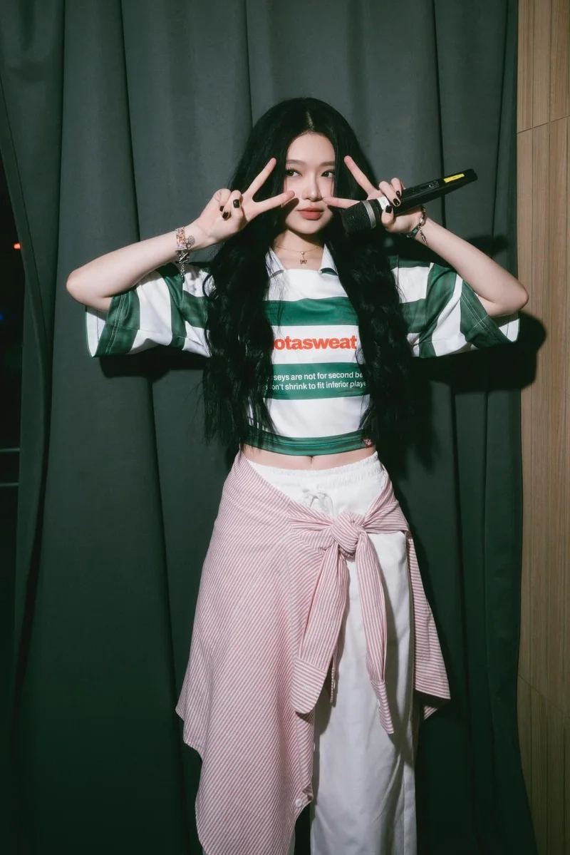 Linh ka học trường nào? Cùng tìm hiểu về quá trình học tập của cô