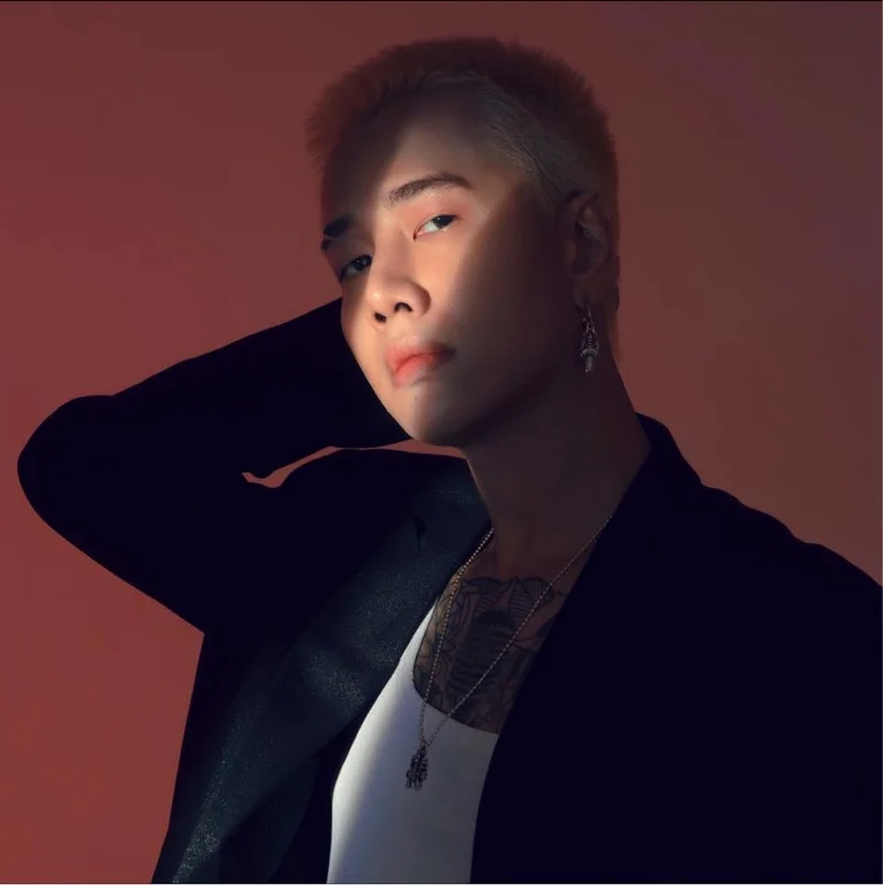 Tên thật của lou hoàng là thông tin thú vị cho người hâm mộ