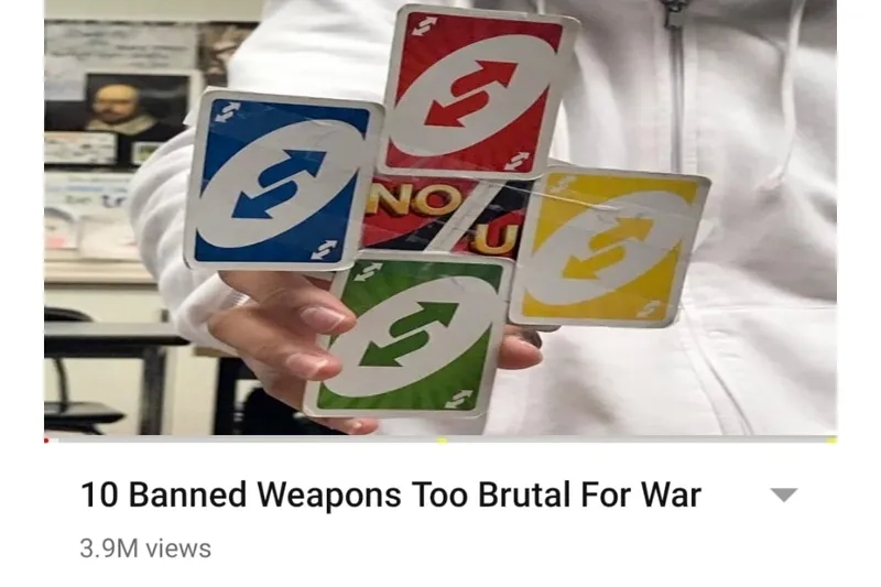 Uno block card meme mang lại tiếng cười cho những ai yêu thích trò chơi