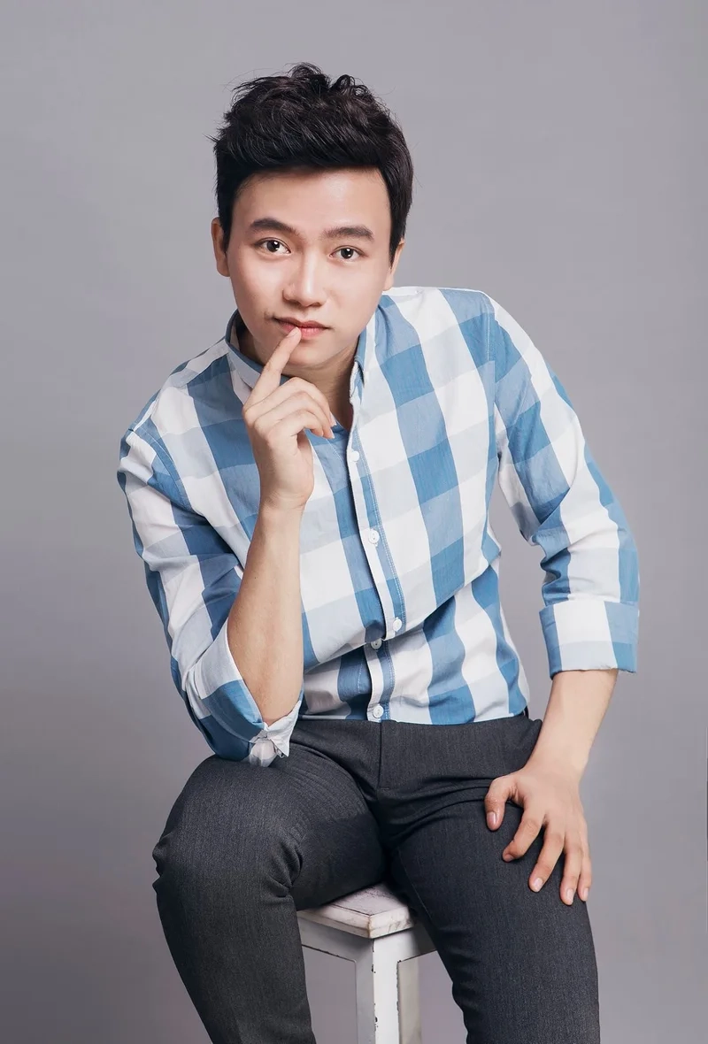 Bùi Công Nam dáng xinh luôn thu hút sự chú ý của người hâm mộ