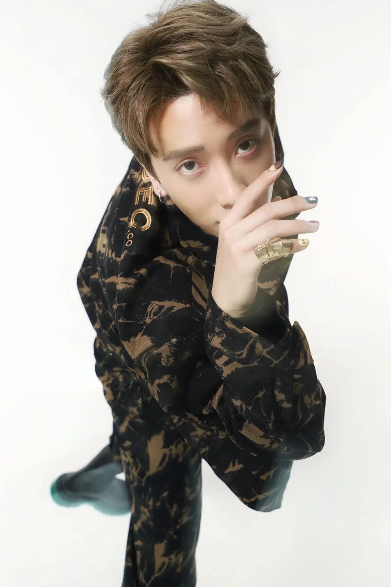 Nicky và anh trai có mối quan hệ rất thân thiết và ấm áp