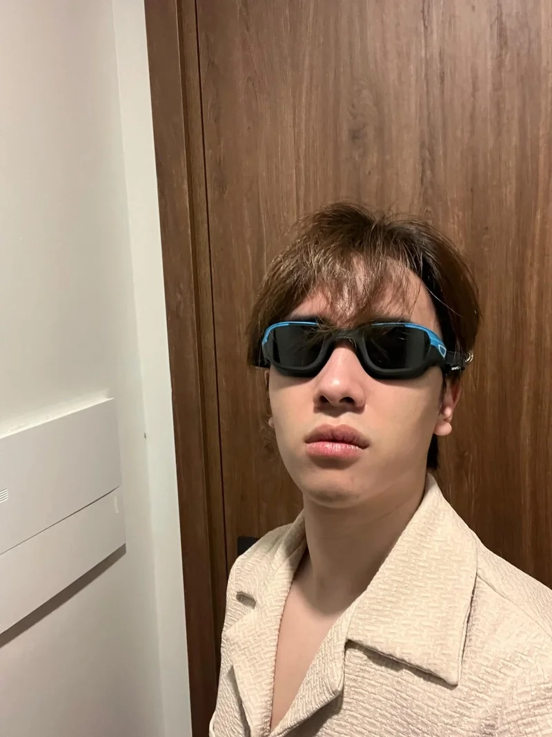 Nicky nicko anh trai say hi là một trong những khoảnh khắc đáng nhớ