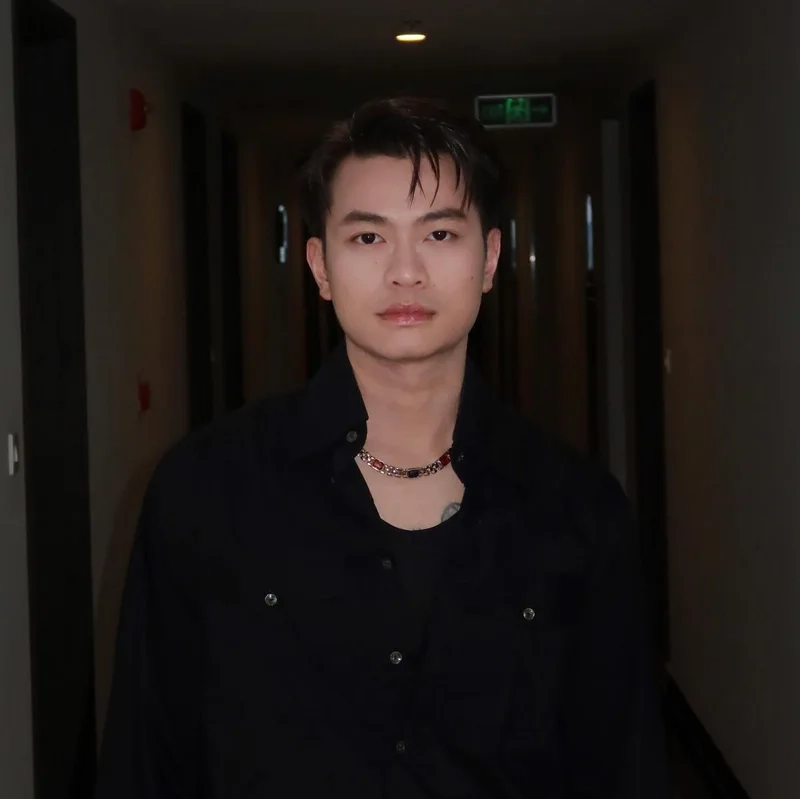 Ninh anh bùi là ai khiến nhiều người tò mò về cuộc sống của anh