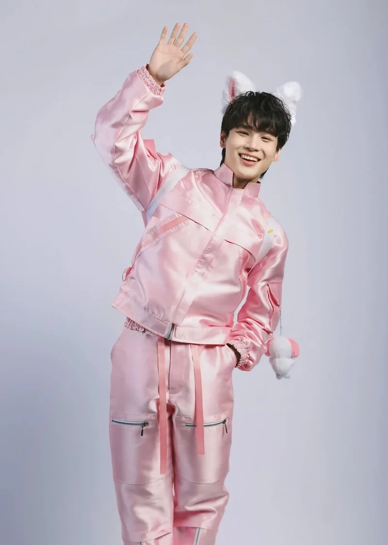 Tìm hiểu Phạm Đình Thái Ngân quê ở đâu để biết thêm về nguồn gốc