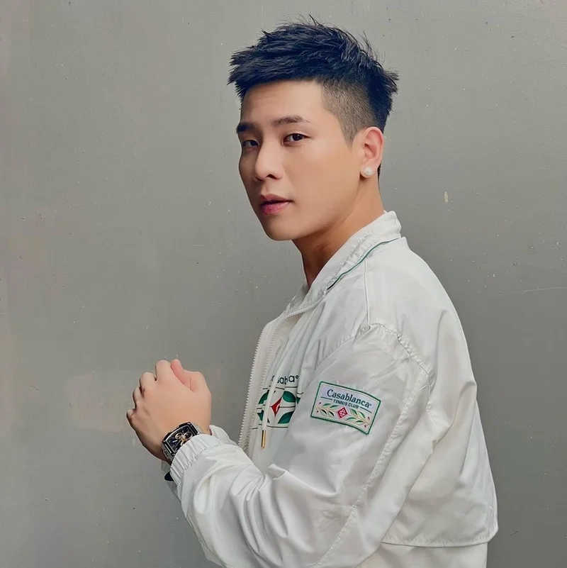 Quân ap bao nhiêu tuổi giúp bạn tìm hiểu về tuổi của anh