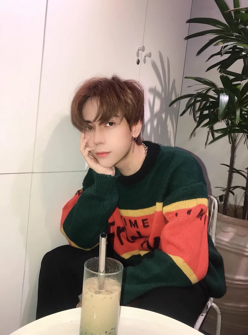 Ảnh quang hùng masterd dễ thương tạo không gian sống động cho người hâm mộ