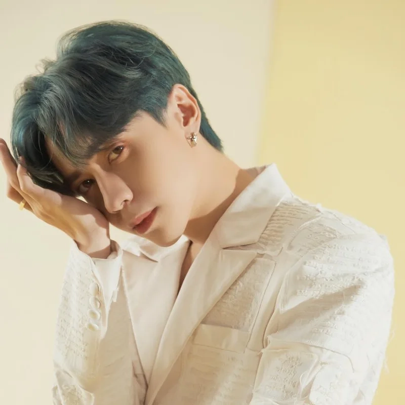 Ảnh nền quang hùng masterd dễ thương tạo không gian sống động cho thiết bị