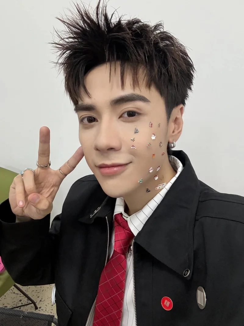 Quang hùng masterd ig giúp bạn theo dõi những hoạt động mới nhất