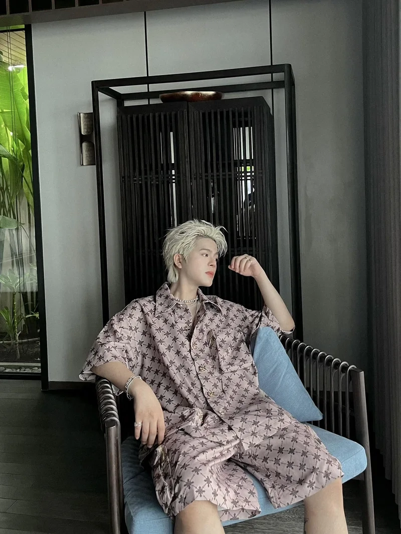 Ảnh của rhyder tạo không gian sống động cho trang cá nhân