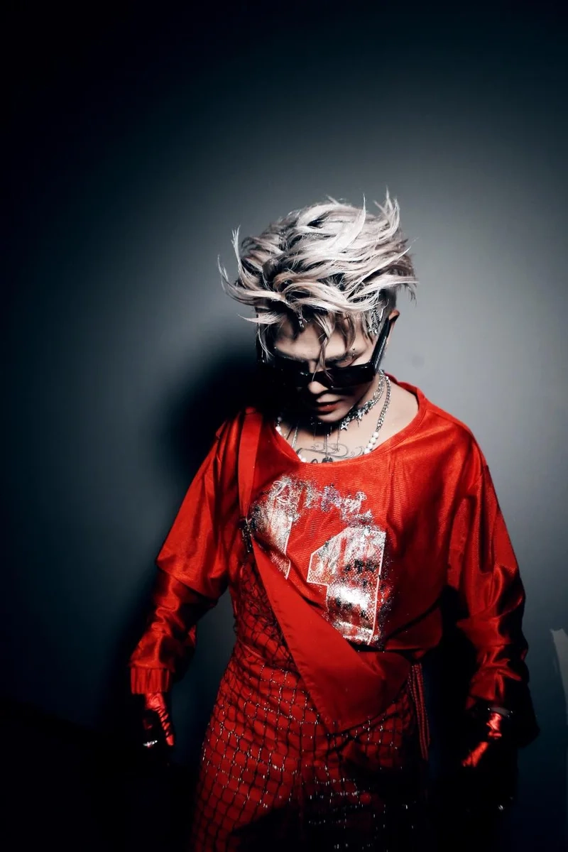 Anh biết rồi rhyder tạo không gian sống động cho người hâm mộ