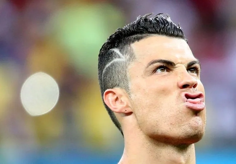 Ronaldo crying meme chạm đến trái tim của những người yêu thích bóng đá