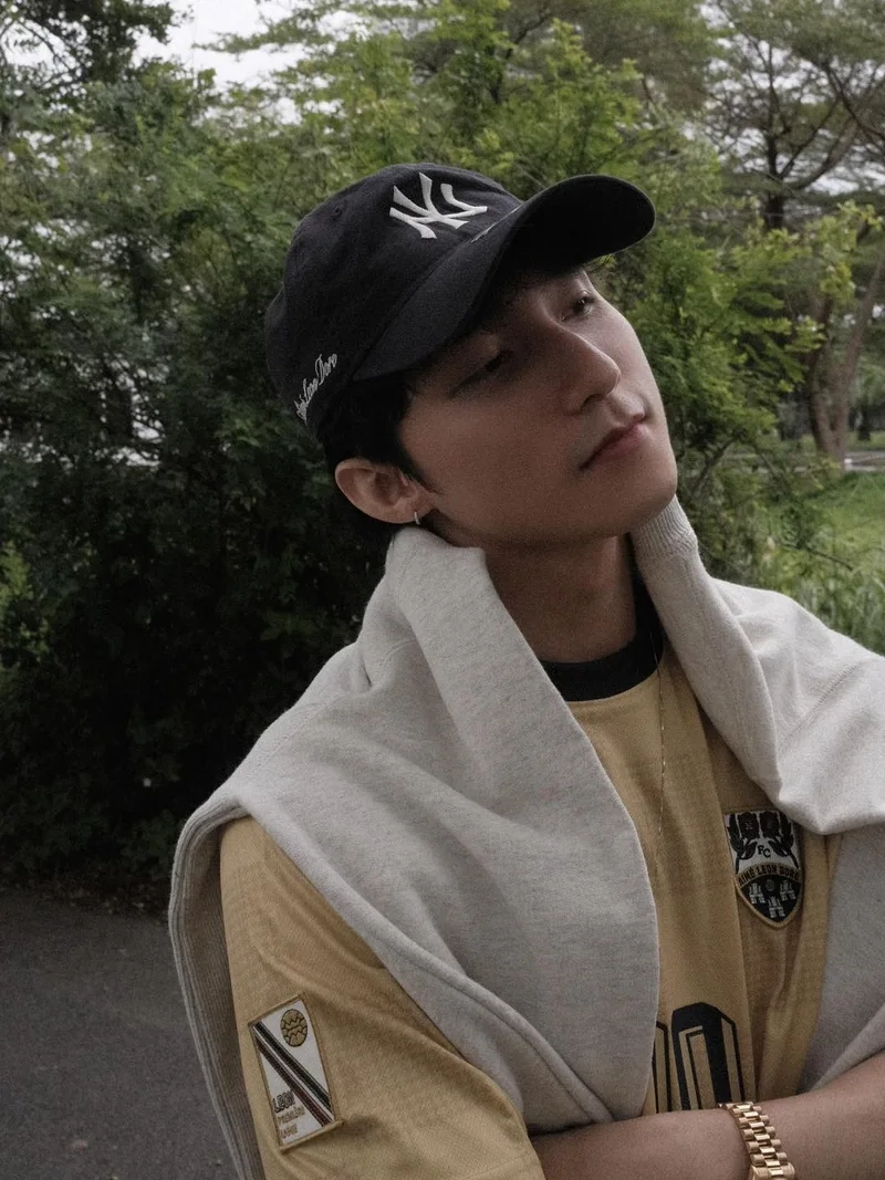 Sơn tùng m-tp ở đâu giúp bạn theo dõi hoạt động của anh