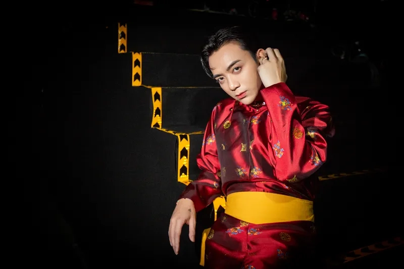 Soobin hoàng sơn bài hát tạo không gian sống động cho người hâm mộ