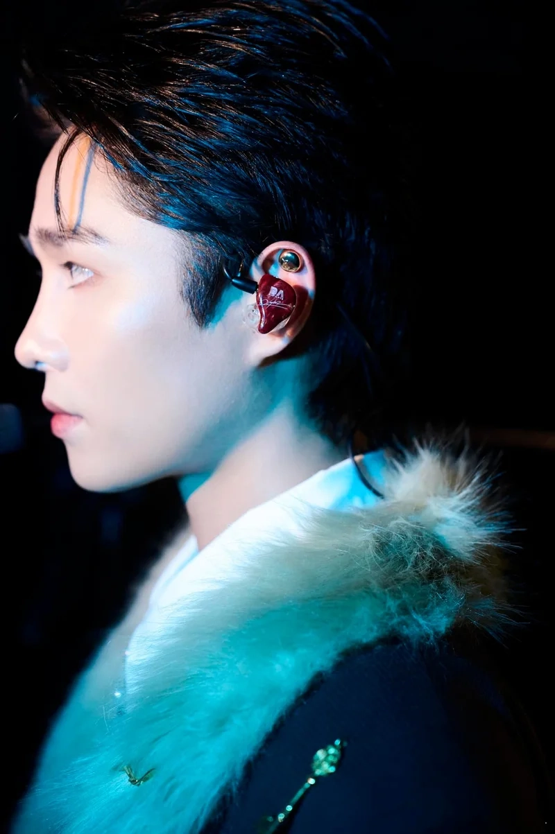 Tăng duy tân album mới nhất đang thu hút sự chú ý của khán giả