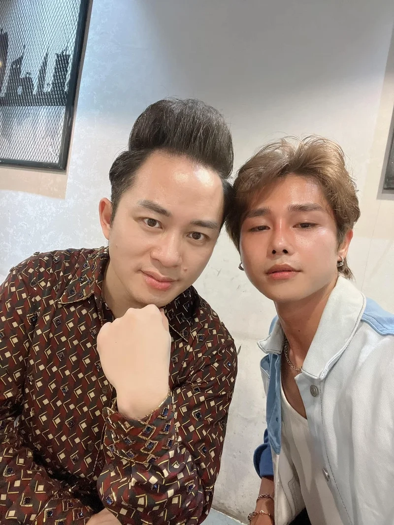 Tăng duy tân em họ tùng dương có nhiều điểm tương đồng trong âm nhạc