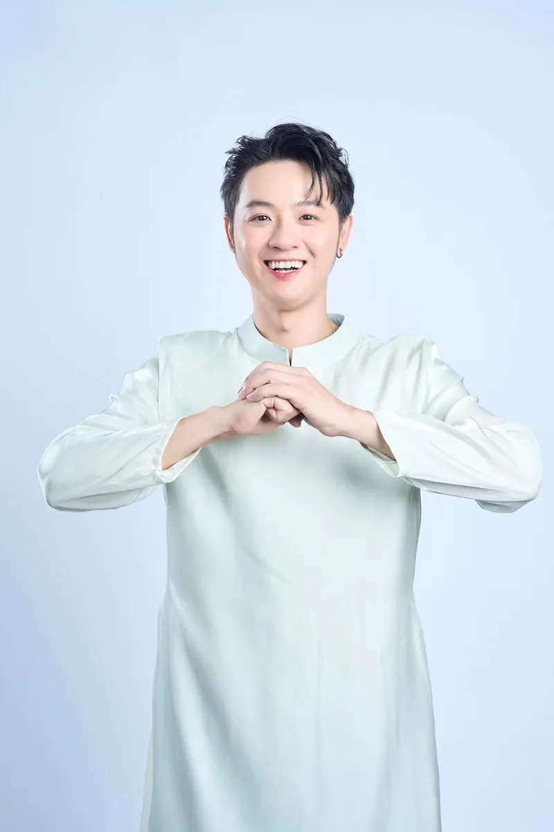 Phạm trần thanh duy là nghệ sĩ đa tài trong làng nhạc Việt