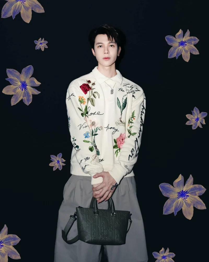 Anh tú atus sinh năm giúp bạn hình dung về tuổi của anh