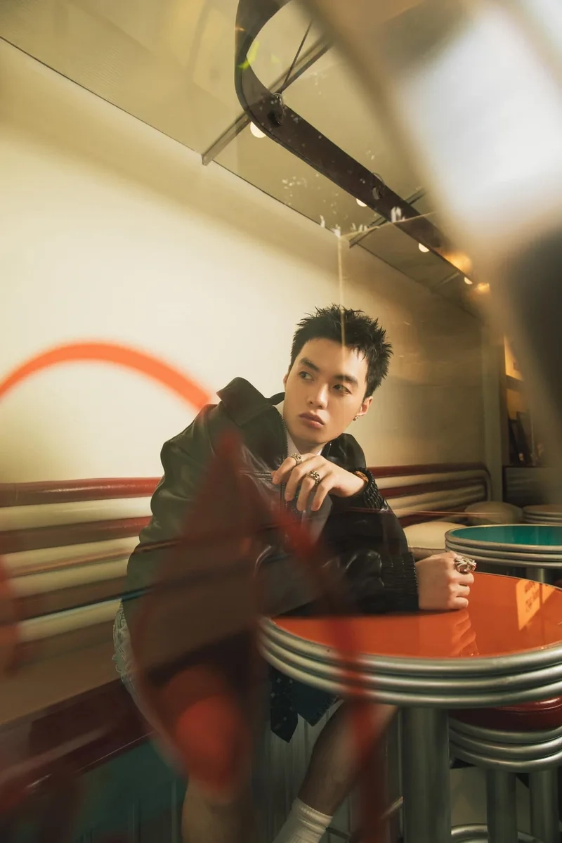 Rapper negav khăn ướt tạo ấn tượng mạnh mẽ với người nghe