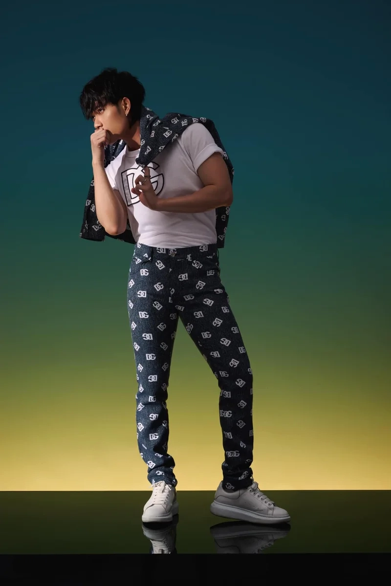 Trúc nhân không ra gì lyric là bài hát được nhiều người yêu thích