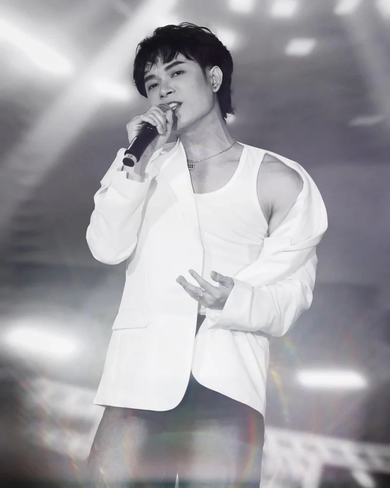 Đôi bờ trúc nhân là một trong những sản phẩm nổi bật của anh