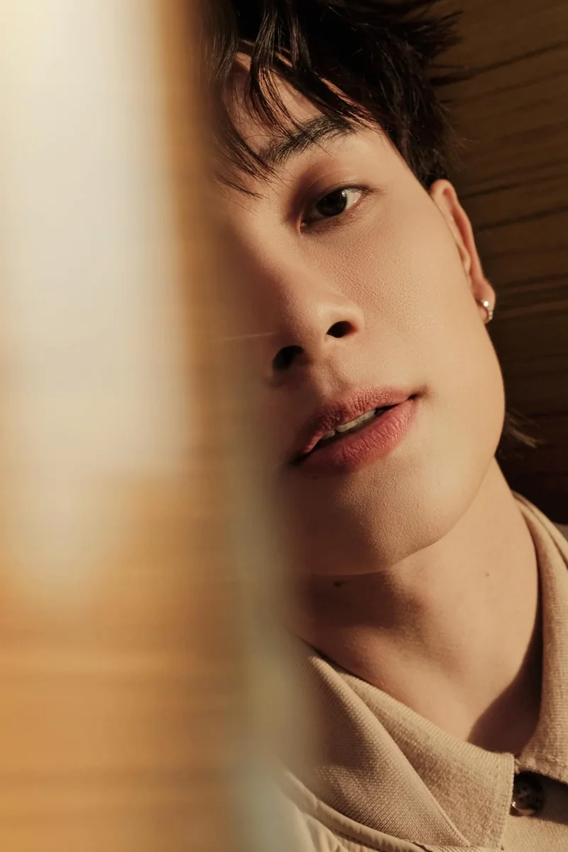 Lời bài hát trúc nhân đôi bờ mang lại nhiều cảm xúc cho người nghe