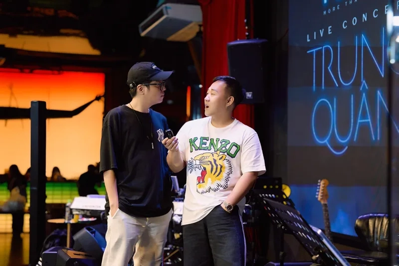 Bùi anh tuấn trung quân idol là một trong những người bạn thân thiết