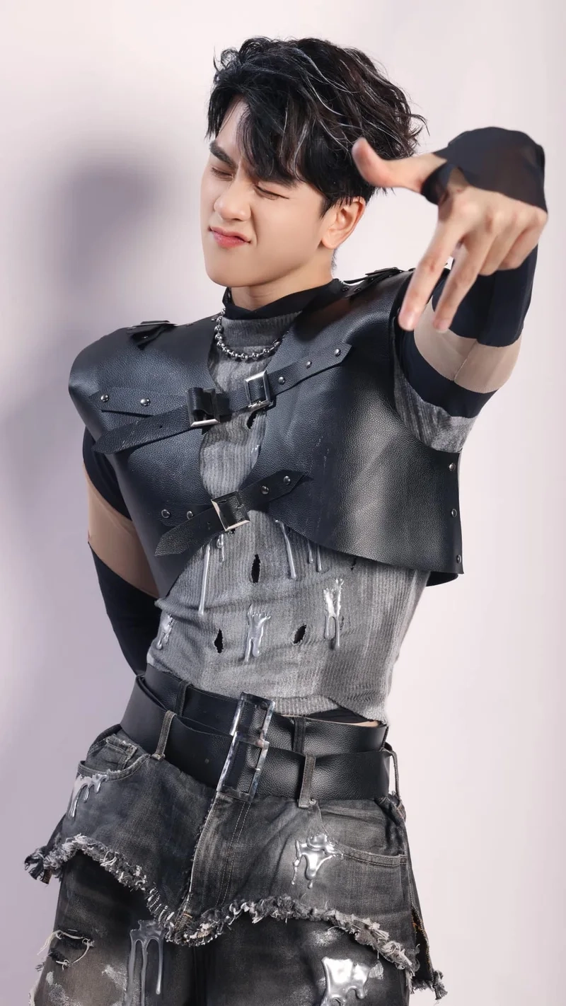 Tháng 13 Vũ Thịnh là một bài hát đầy ý nghĩa