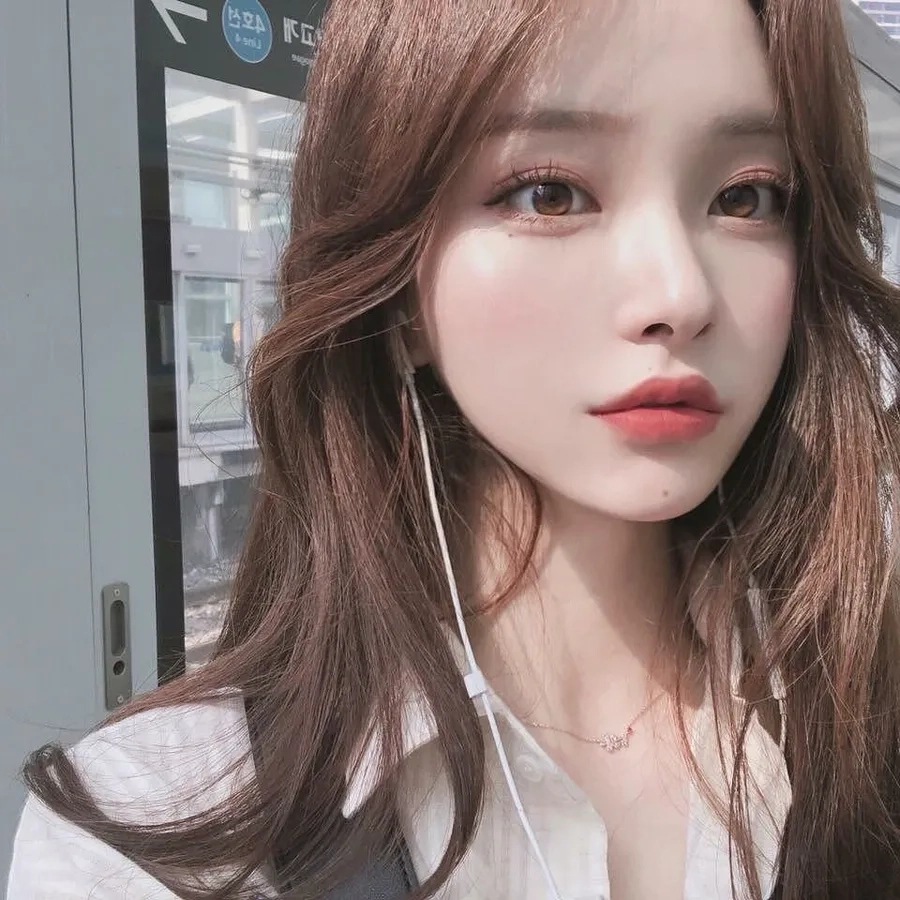 Hình ảnh gái k5 thu hút với nét đẹp tự nhiên